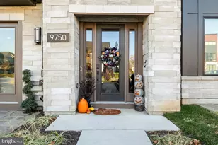 9750 Windflower Wy, Bethesda, MD 20817 - Photo 5