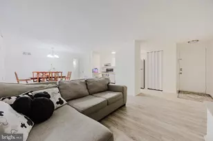 19621 Gunners Branch Rd, Germantown, MD 20876 - Photo 17