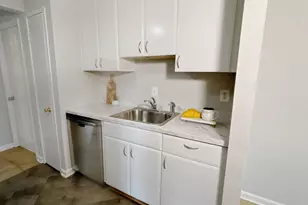 112 Duvall Ln, Gaithersburg, MD 20877 - Photo 3