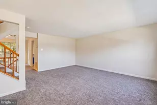 10602 Chisholm Landing Terrace, Gaithersburg, MD 20878 - Photo 9