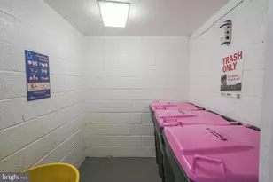 10601 Weymouth St, Bethesda, MD 20814 - Photo 27