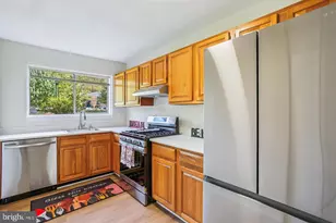 10601 Weymouth St, Bethesda, MD 20814 - Photo 5