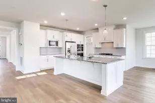 21905 Woodcock Wy, Clarksburg, MD 20871 - Photo 3