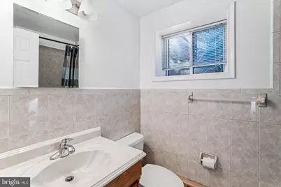 5813 Midhill Street, Bethesda, MD 20817 - Photo 37