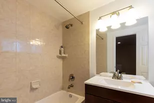 2527 Lindley Terrace, Rockville, MD 20850 - Photo 25