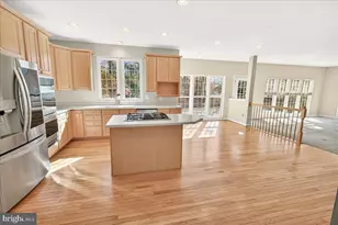 19332 Cissel Manor Dr, Poolesville, MD 20837 - Photo 29