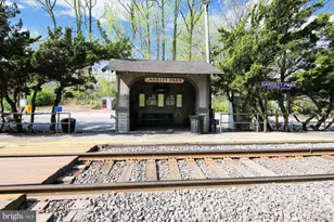 10701 Shelley Ct, Garrett Park, MD 20896 - Photo 23