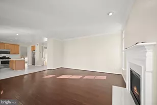 19312 Plummer Dr, Germantown, MD 20876 - Photo 29