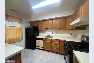 794 Quince Orchard Boulevard #T-1, Gaithersburg, MD 20878 - Photo 5