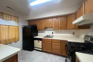 794 Quince Orchard Blvd, Gaithersburg, MD 20878 - Photo 5