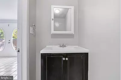 5715 Massachusetts Avenue, Bethesda, MD 20816 - Photo 19