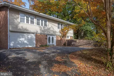 5715 Massachusetts Avenue, Bethesda, MD 20816 - Photo 1