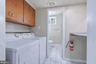 5715 Massachusetts Ave, Bethesda, MD 20816 - Photo 9