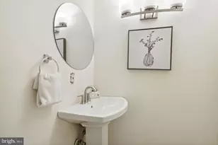 10 Tapiola Ct, Rockville, MD 20850 - Photo 15