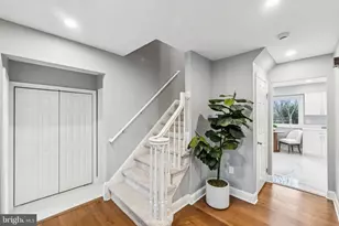 8624 Wild Olive Dr, Potomac, MD 20854 - Photo 3