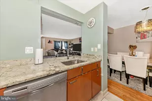 11427 Hawks Ridge Terrace, Germantown, MD 20876 - Photo 13