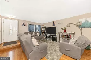 11427 Hawks Ridge Terrace, Germantown, MD 20876 - Photo 5