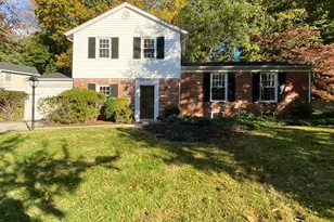 11509 Parkedge Dr, Rockville, MD 20852 - Photo 1