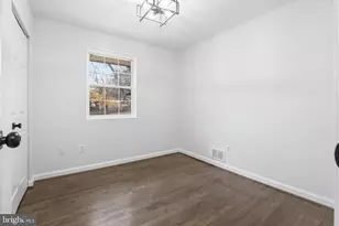 11901 Rocking Horse Rd, Rockville, MD 20852 - Photo 23