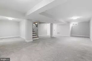 11901 Rocking Horse Rd, Rockville, MD 20852 - Photo 31