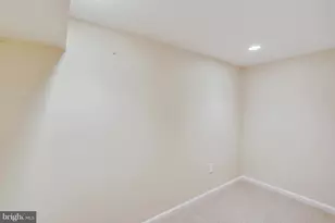 9801 Clydesdale, Potomac, MD 20854 - Photo 33