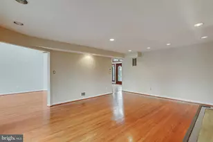 9801 Clydesdale, Potomac, MD 20854 - Photo 19