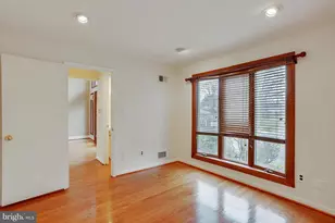 9801 Clydesdale, Potomac, MD 20854 - Photo 37