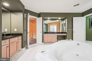 14212 Schaeffer Rd, Germantown, MD 20874 - Photo 37