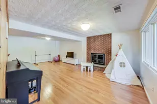 6515 E Halbert Rd, Bethesda, MD 20817 - Photo 5