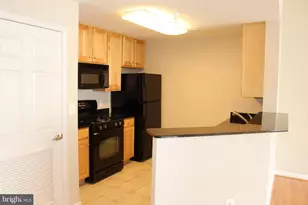 11710 Old Georgetown, North Bethesda, MD 20852 - Photo 5