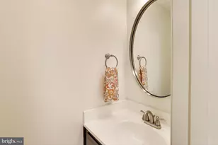 884 Flagler Dr, Gaithersburg, MD 20878 - Photo 11