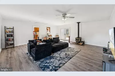 8124 Seneca View Drive, Gaithersburg, MD 20882 - Photo 23