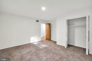 16520 Grande Vista Dr, Rockville, MD 20855 - Photo 17