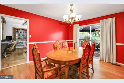 16520 Grande Vista Drive, Rockville, MD 20855 - Photo 11