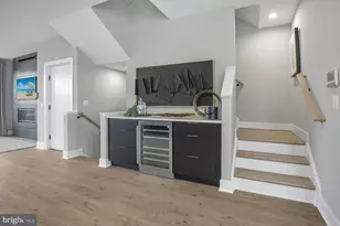 1249 Hillgate Pl, Potomac, MD 20854 - Photo 19