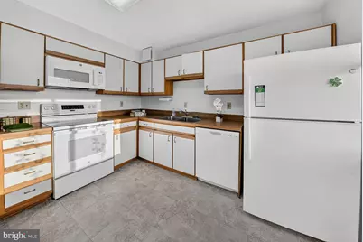 15107 Interlachen Drive #2-1025, Silver Spring, MD 20906 - Photo 15