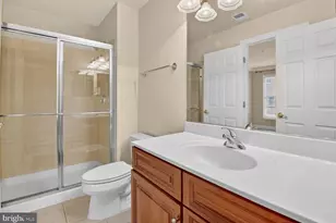 12013 Montrose Park Pl, Rockville, MD 20852 - Photo 25