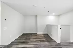 19510 Village Walk, Montgomery Village, MD 20886 - Photo 9