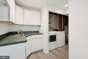 55 Gravenhurst Ct, North Potomac, MD 20878 - Photo 19