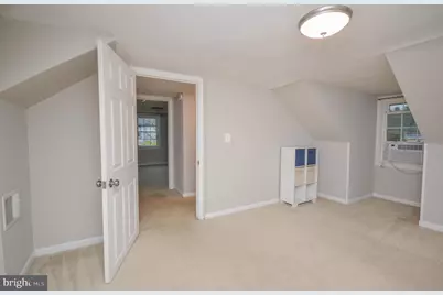 218 Frederick Avenue, Rockville, MD 20850 - Photo 17