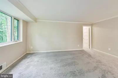 10501 Montrose Avenue #103, Bethesda, MD 20814 - Photo 13
