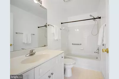 10007 Vanderbilt Circle #7, Rockville, MD 20850 - Photo 21