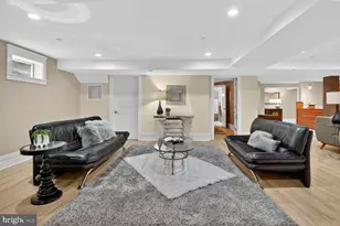 9715 Singleton Dr, Bethesda, MD 20817 - Photo 39