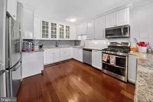 4242 East-West Hwy, Chevy Chase, MD 20815 - Photo 9