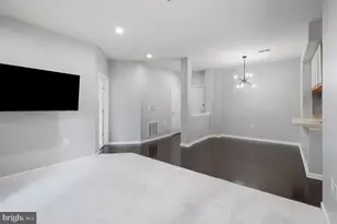 101 Watkins Pond Blvd, Rockville, MD 20850 - Photo 9