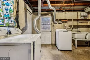 615 Edmonston Dr, Rockville, MD 20851 - Photo 31