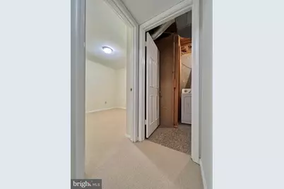 10611 Pine Haven Terrace, North Bethesda, MD 20852 - Photo 31