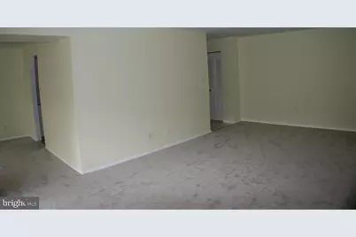 5817 Edson Lane #202, Rockville, MD 20852 - Photo 3