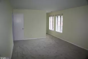 5817 Edson Ln, Rockville, MD 20852 - Photo 11