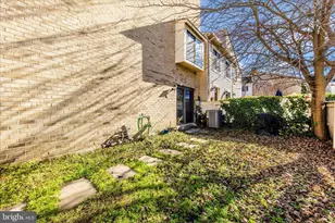 9989 Ridgeline Dr, Montgomery Village, MD 20886 - Photo 25